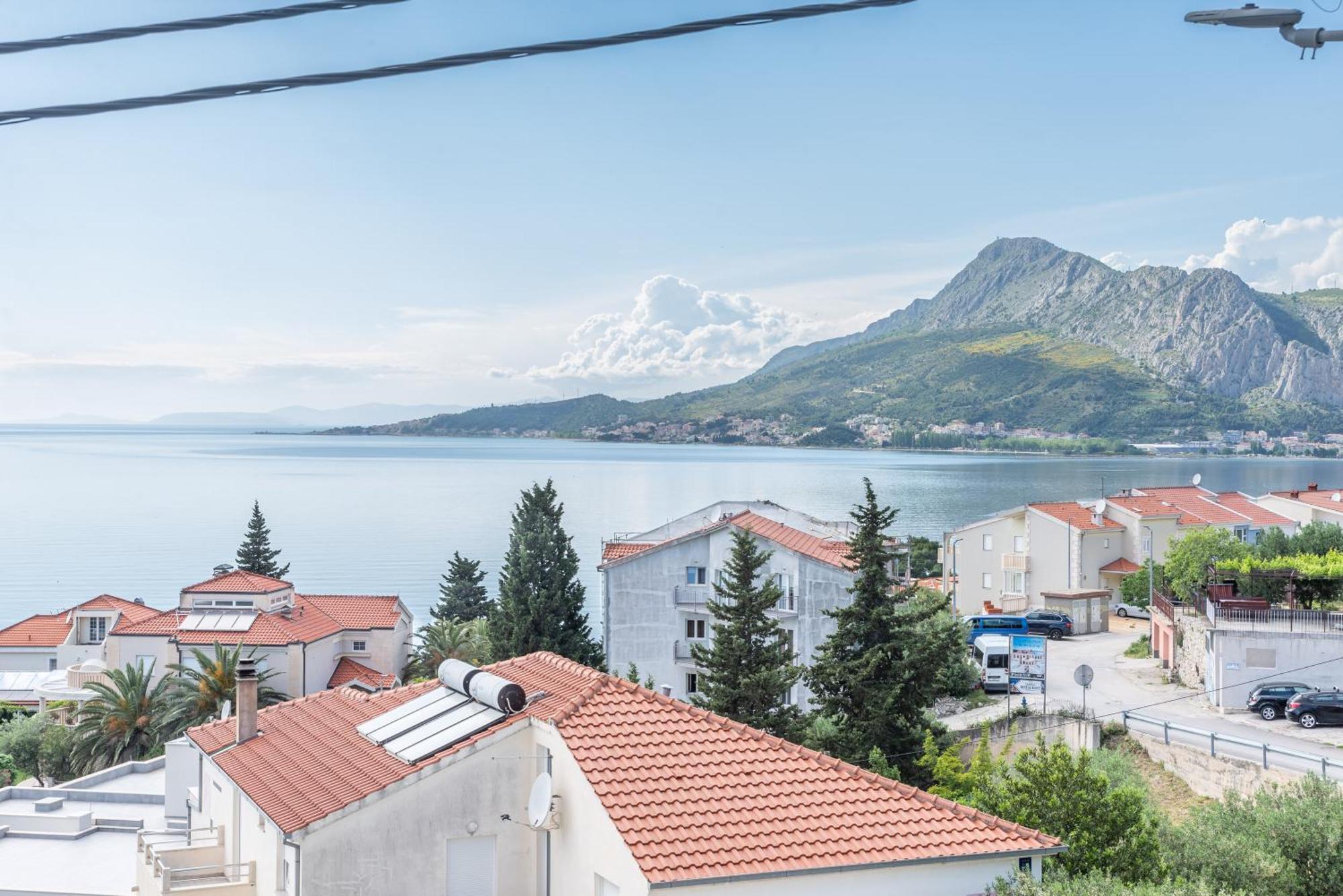 Morska Vila Omiš Eksteriør bilde