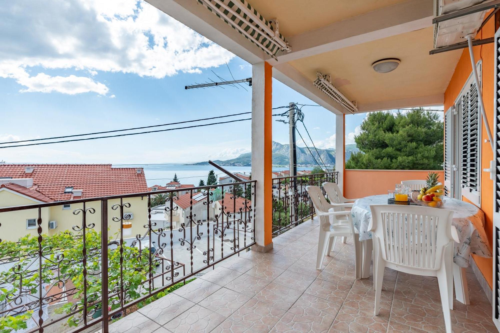 Morska Vila Omiš Eksteriør bilde